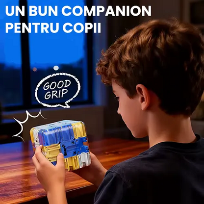 Cub labirint 3D - care transformă logica în distracție